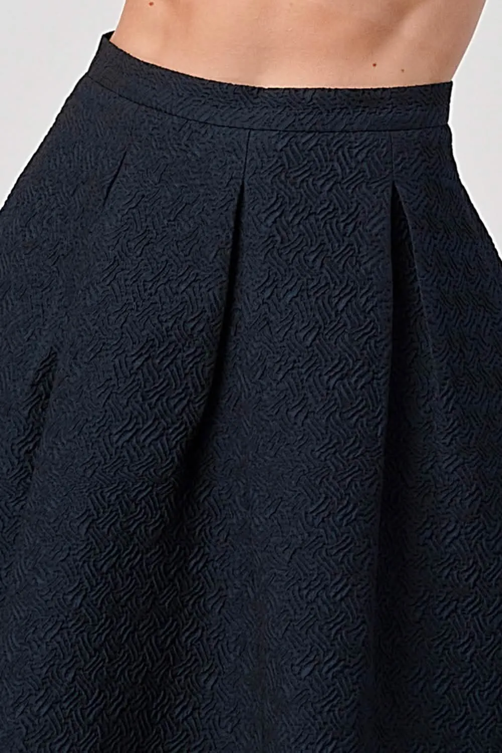 Chic A-Line Textured Midi Skirt with Pleated Design