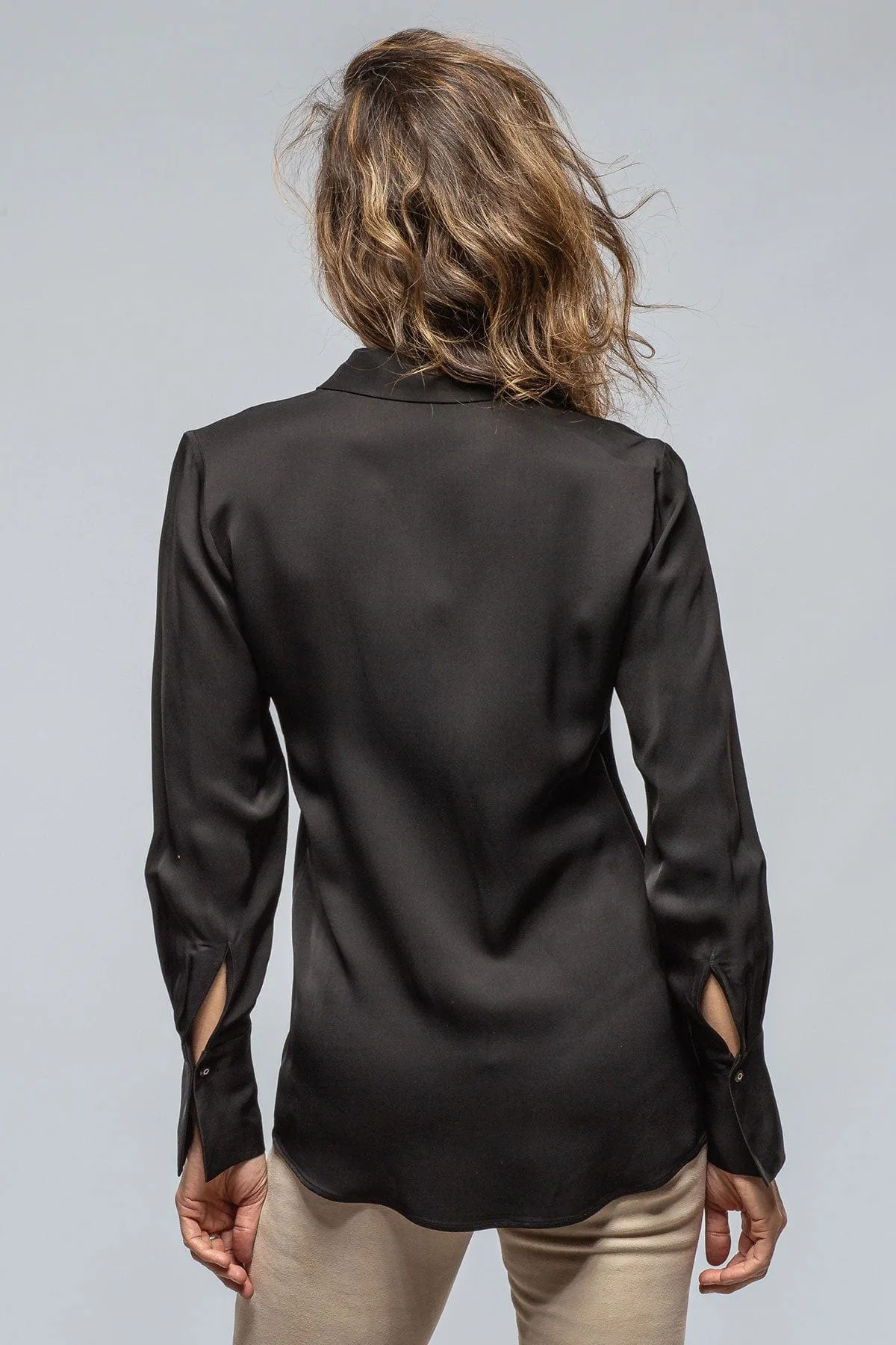 Rania Sharkskin Blouse In Black