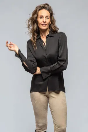 Rania Sharkskin Blouse In Black